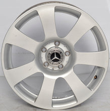 Laden Sie das Bild in den Galerie-Viewer, 4x Alufelge 17 Zoll 8.0" 5x112 43ET Glanz Silber A2214010202 Mercedes-Benz Viano FEL7852057166xw