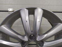 Load image into Gallery viewer, 1x Alufelge 18 Zoll 6.5&quot; 5x114.3 48ET Glanz Silber 52910-2S310 Hyundai Tucson