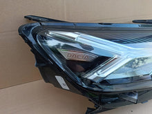 Laden Sie das Bild in den Galerie-Viewer, Frontscheinwerfer Dacia Sandero III Logan Jogger 260102586R LED Rechts Headlight
