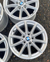 Laden Sie das Bild in den Galerie-Viewer, 4x Alufelge 16 Zoll 7.0" 5x120 52ET Glanz Silber 6855080 BMW 2 F45 1 F40 F46 FEL9032633717em
