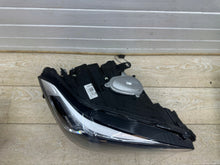 Laden Sie das Bild in den Galerie-Viewer, Frontscheinwerfer BMW X1 F48 5A01172-02 LED Rechts Scheinwerfer Headlight SCH8242278029kh