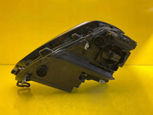 Laden Sie das Bild in den Galerie-Viewer, Frontscheinwerfer Seat Tarraco 5FJ941007D LED Links Scheinwerfer Headlight