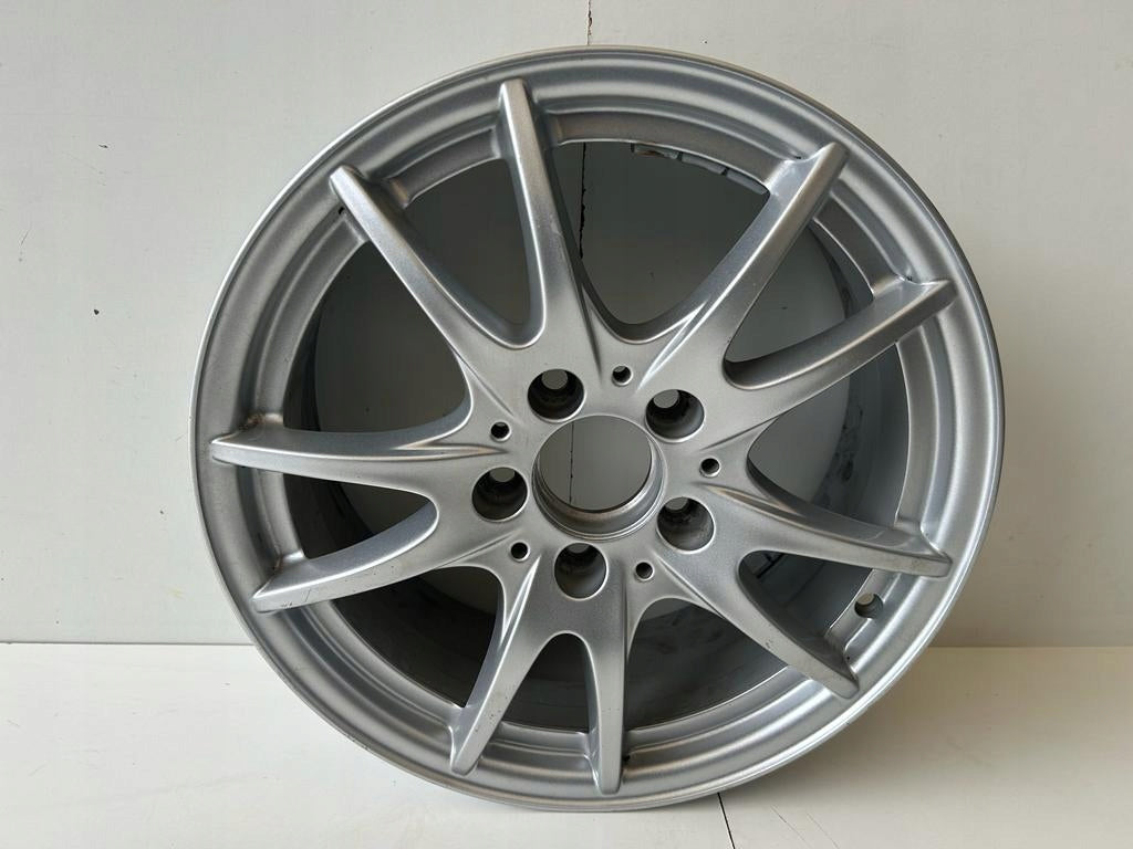 1x Alufelge 16 Zoll 6.5" 5x112 49ET A2464011302 Mercedes-Benz Rim Wheel