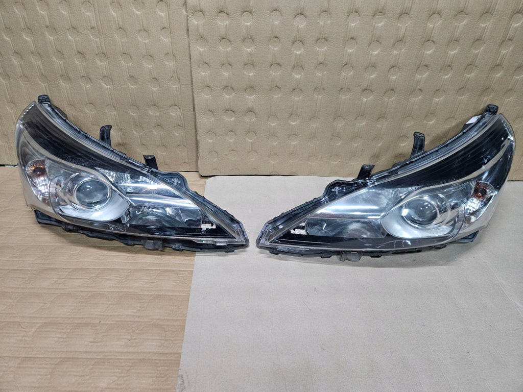 Frontscheinwerfer Toyota Verso Ein Stück (Rechts oder Links) Headlight SCH7315115148ly