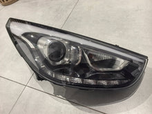 Laden Sie das Bild in den Galerie-Viewer, Frontscheinwerfer Hyundai Ix35 92102-2SXXX LED Rechts Scheinwerfer Headlight SCH8892383735en