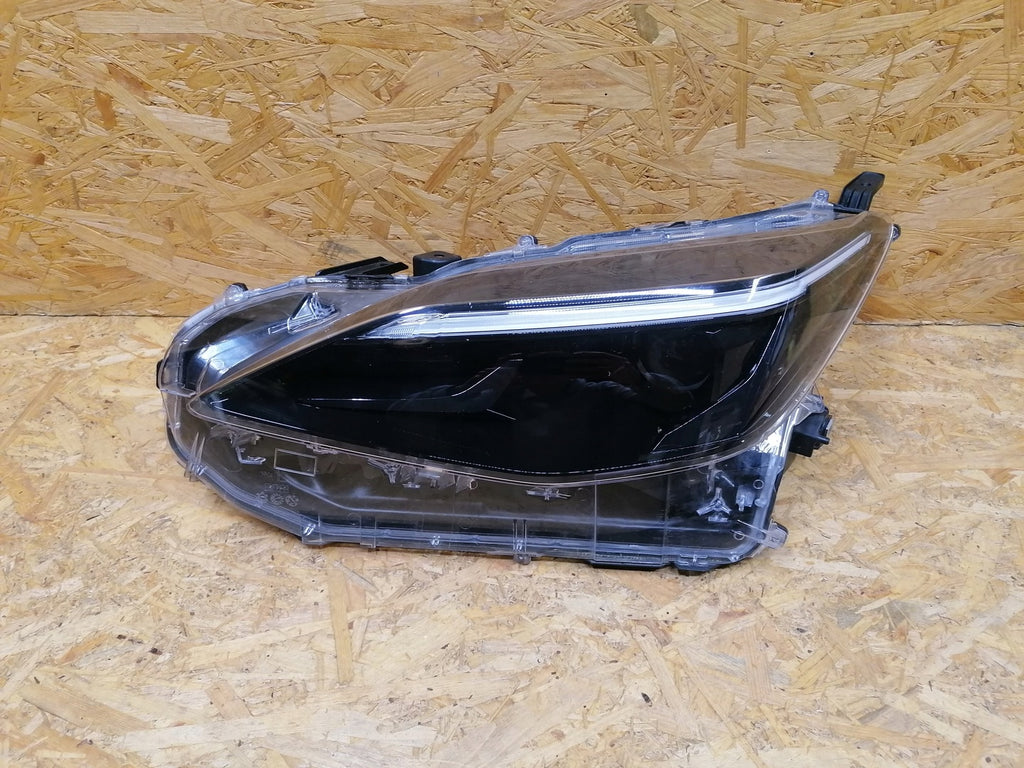 Frontscheinwerfer Toyota Yaris Cross 0D-310 LED Links Scheinwerfer Headlight SCH1560064748ha