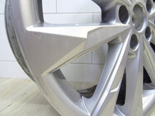 Laden Sie das Bild in den Galerie-Viewer, 1x Alufelge 18 Zoll 7.0" 5x112 43ET Glanz Silber 83A601025G Audi Q3 Rim Wheel FEL1499554167rs