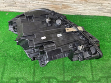 Laden Sie das Bild in den Galerie-Viewer, Frontscheinwerfer BMW 1 F40 9448100 LED Rechts Scheinwerfer Headlight SCH9438606887os