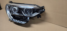 Laden Sie das Bild in den Galerie-Viewer, Frontscheinwerfer Renault Megane IV 260100506R Rechts Scheinwerfer Headlight SCH9185408709jk