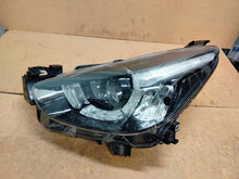 Laden Sie das Bild in den Galerie-Viewer, Frontscheinwerfer Mazda 2 D09K-51040 Full LED Links Scheinwerfer Headlight