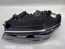 Laden Sie das Bild in den Galerie-Viewer, Frontscheinwerfer VW Tiguan 5NB941081A LED Links Scheinwerfer Headlight