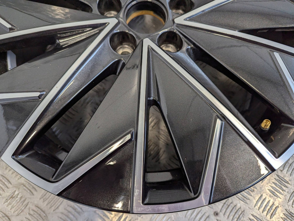 1x Alufelge 18 Zoll 6.5" 5x100 40ET 658601025F Skoda Kamiq Rim Wheel FEL5129932448vm