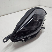 Laden Sie das Bild in den Galerie-Viewer, Frontscheinwerfer Maserati I 06701588620 Rechts Scheinwerfer Headlight SCH4632875284on