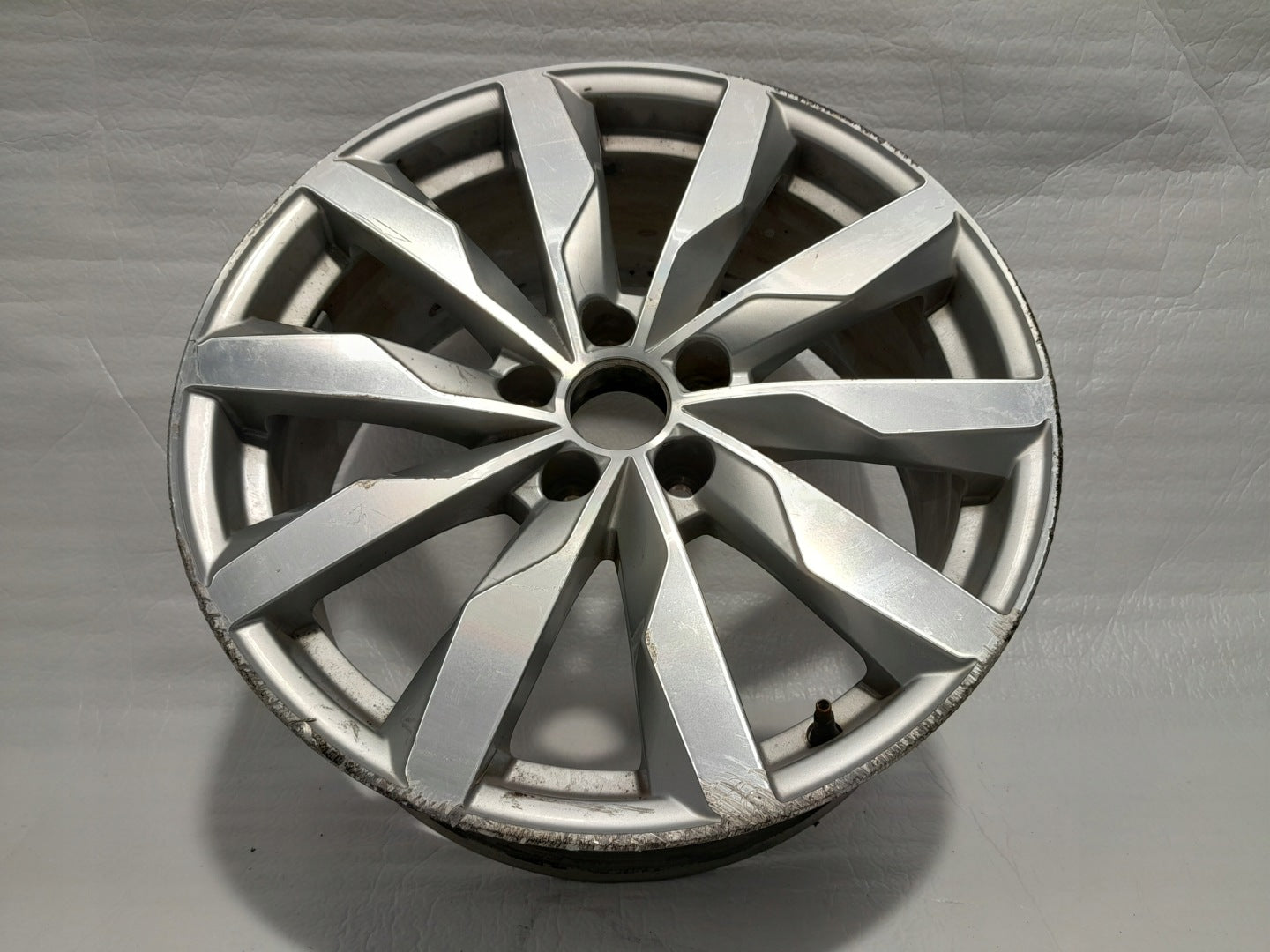 1x Alufelge 18 Zoll 8.0