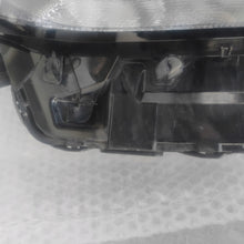 Load image into Gallery viewer, Frontscheinwerfer Toyota Aygo X Rechts Scheinwerfer Headlight SCH9533921850el