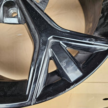 Load image into Gallery viewer, 1x Alufelge 19 Zoll 8.0" 5x112 45ET Glanz Schwarz 575601025 Cupra Ateca FEL2356732096ws