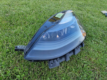 Laden Sie das Bild in den Galerie-Viewer, Frontscheinwerfer Tesla 3 GRG1514952-00-C Links Scheinwerfer Headlight