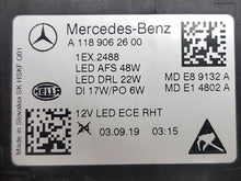 Laden Sie das Bild in den Galerie-Viewer, Frontscheinwerfer Mercedes-Benz Cla X118 C118 A1189062600 LED Rechts Headlight SCH2921445424mm