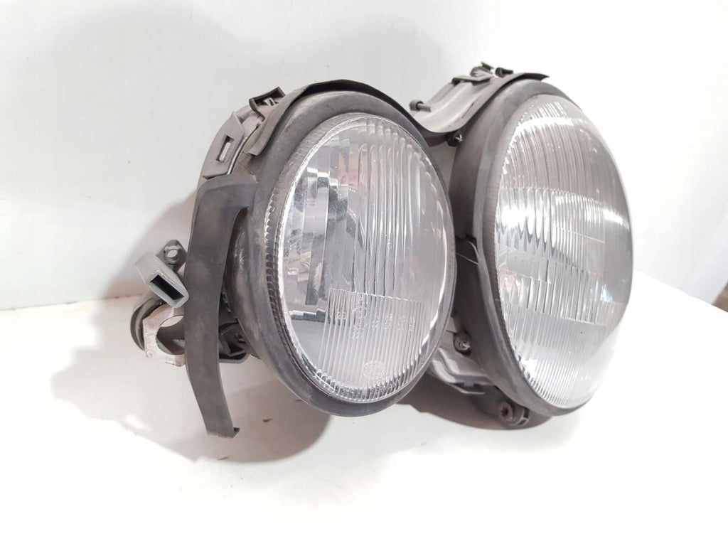 Frontscheinwerfer Mercedes-Benz W210 ARO19563 Links Scheinwerfer Headlight SCH1935789904xa