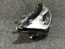 Laden Sie das Bild in den Galerie-Viewer, Frontscheinwerfer VW Transporter 7T1941082C Full LED Rechts Headlight
