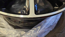 Laden Sie das Bild in den Galerie-Viewer, 1x Alufelge 15 Zoll 6.0" 4x108 45ET Glanz Schwarz TTNK3BP45E Rim Wheel FEL4927335478dn