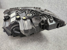 Laden Sie das Bild in den Galerie-Viewer, Frontscheinwerfer Mercedes-Benz W206 A2069063605 LED Rechts Headlight SCH7092777594ie