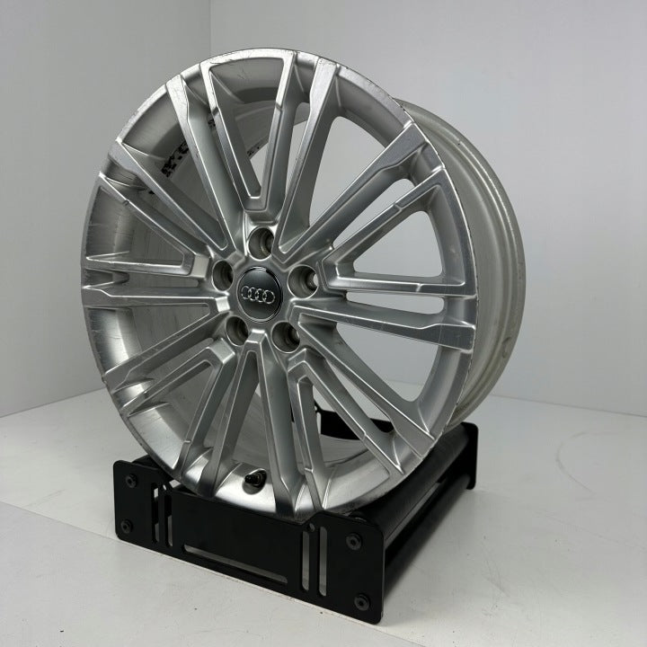 1x Alufelge 18 Zoll 8.0" 5x112 46ET Glanz Silber 8V0601025EA Audi Rim Wheel FEL2080446896cr