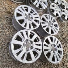 Load image into Gallery viewer, 4x Alufelge 16 Zoll 7.0&quot; 5x112 42ET Glanz Silber 4F0601025CF Audi A6 A4