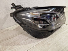 Laden Sie das Bild in den Galerie-Viewer, Frontscheinwerfer Mercedes-Benz A2139064804 Rechts Scheinwerfer Headlight