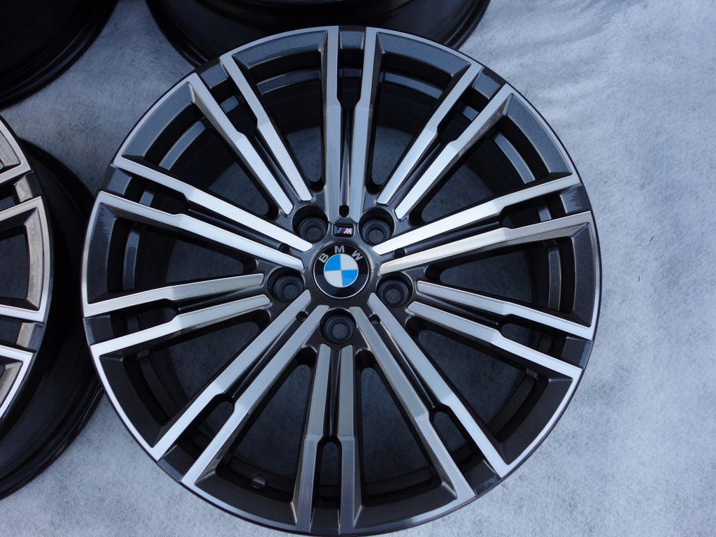 4x Alufelge 18 Zoll 7.5" 5x112 25ET Glanz 8089890 BMW G31 G21 G30 G16 G14 G20 FEL3325156504jw
