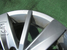 Load image into Gallery viewer, 1x Alufelge 15 Zoll 6.0&quot; 5x100 40ET Glanz Silber 6C0601025 VW Polo 6r Rim Wheel