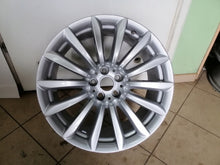 Load image into Gallery viewer, 1x Alufelge 19 Zoll 8.5" 5x120 25ET 6861225 BMW 6 F06 Rim Wheel FEL8123505373ob