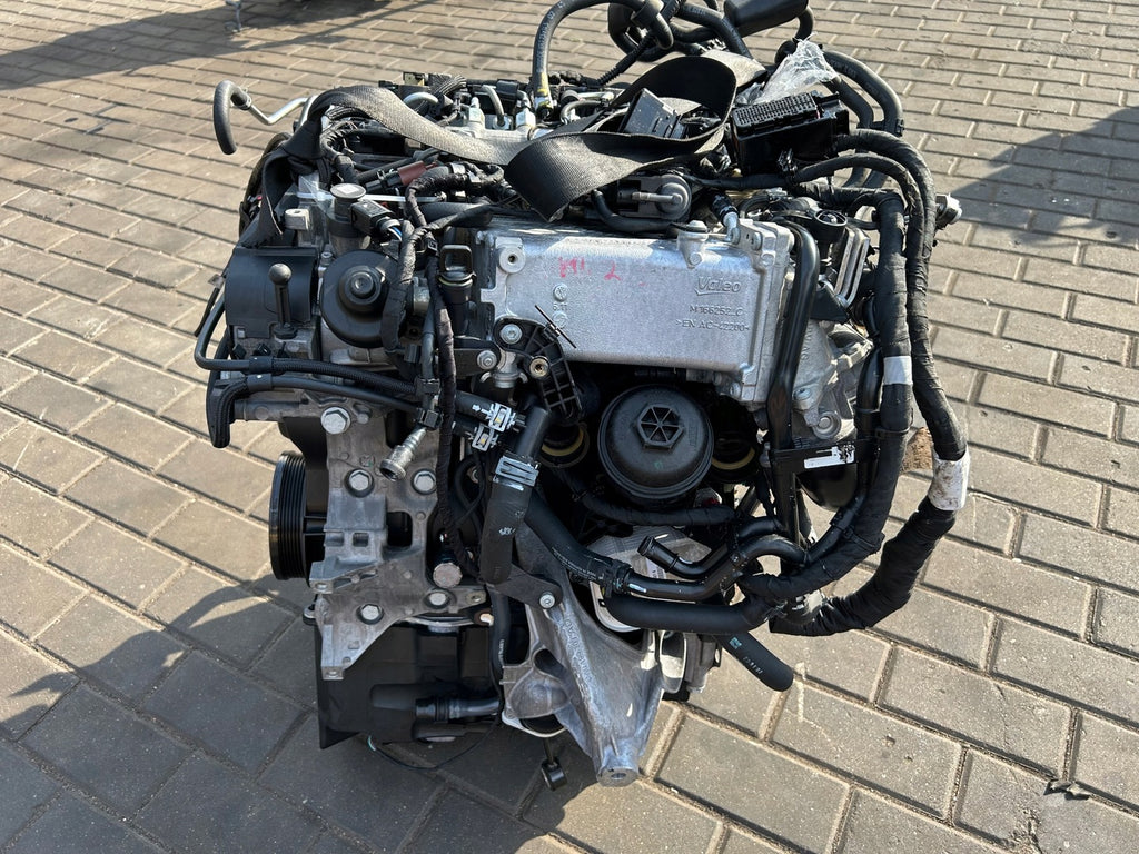 Motor Audi VW A4 B9 I DET CRK 2.0 TDI 72TKm Diesel Engine Komplett