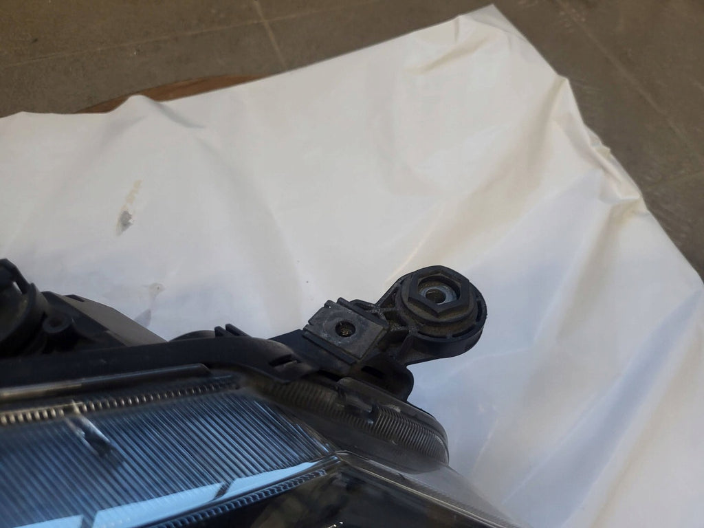 Frontscheinwerfer Seat Ibiza 6F1941006E LED Ein Stück (Rechts oder Links)