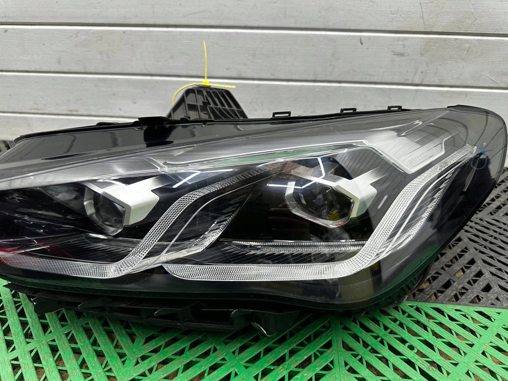 Frontscheinwerfer BMW 2 Active Tourer U06 5A42247 Links Scheinwerfer Headlight SCH8950581335pi