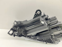 Laden Sie das Bild in den Galerie-Viewer, Frontscheinwerfer Skoda Enyaq 5LB941016G FALSE Scheinwerfer Headlight SCH7487593977fy