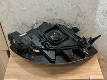 Laden Sie das Bild in den Galerie-Viewer, Frontscheinwerfer VW I 10B941035A LED Links Scheinwerfer Headlight SCH2043793002mr