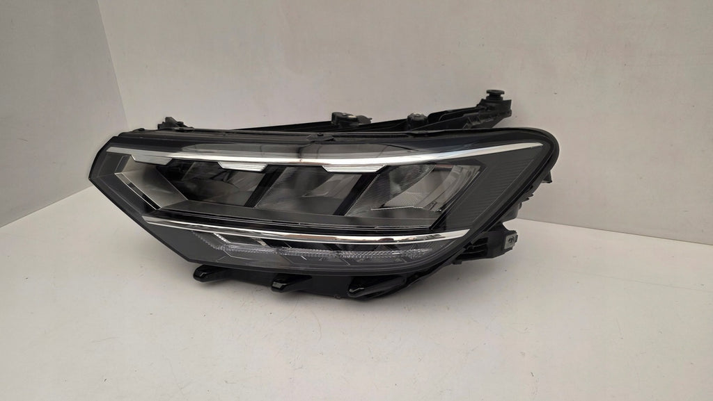 Frontscheinwerfer VW Passat B8 3G1941035 LED Ein Stück (Rechts oder Links) SCH2332021784zr
