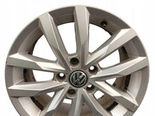 Laden Sie das Bild in den Galerie-Viewer, 1x Alufelge 16 Zoll 6.5" 5x112 41ET Glanz Silber 3G0601025 VW Passat B8 FEL8222041843bp