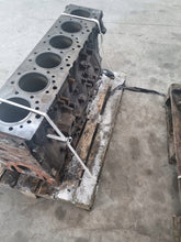 Laden Sie das Bild in den Galerie-Viewer, Motorblock Renault I 1002091 Diesel Unkomplett