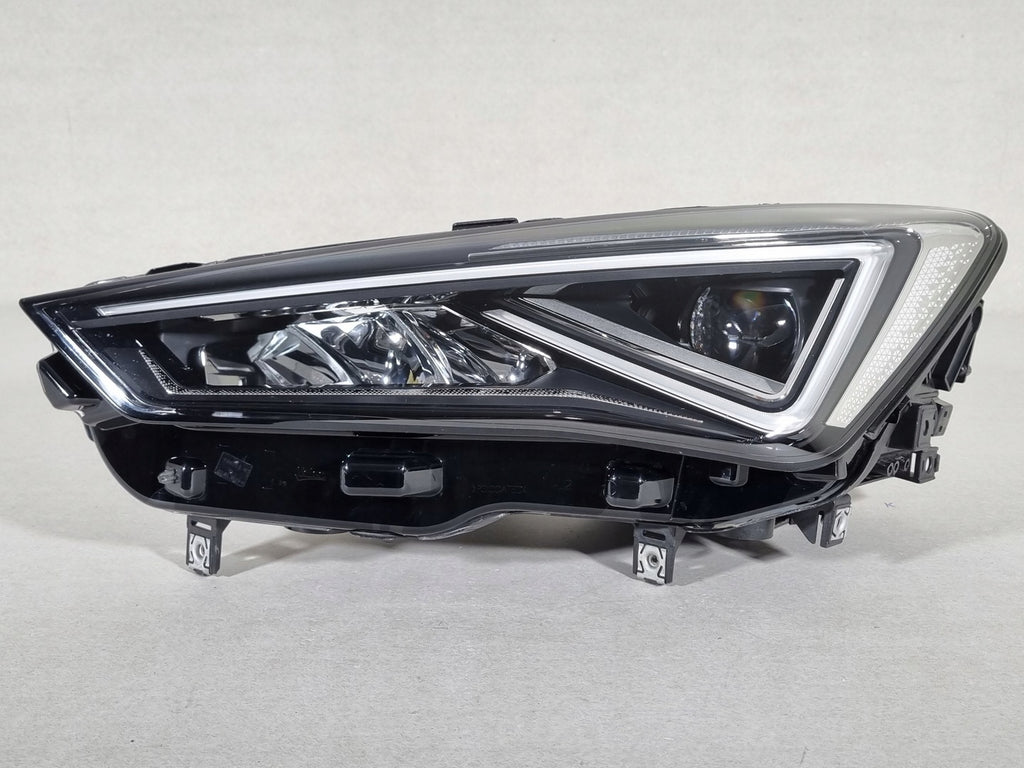 Frontscheinwerfer Seat Tarraco 5FJ94100TC FULL LED Links Scheinwerfer Headlight