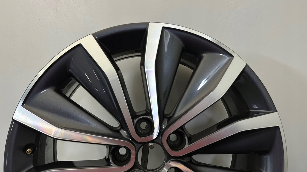 1x Alufelge 19 Zoll 7.0" 5x114.3 40ET Glanz Graphit 403009098 Mg Rim Wheel