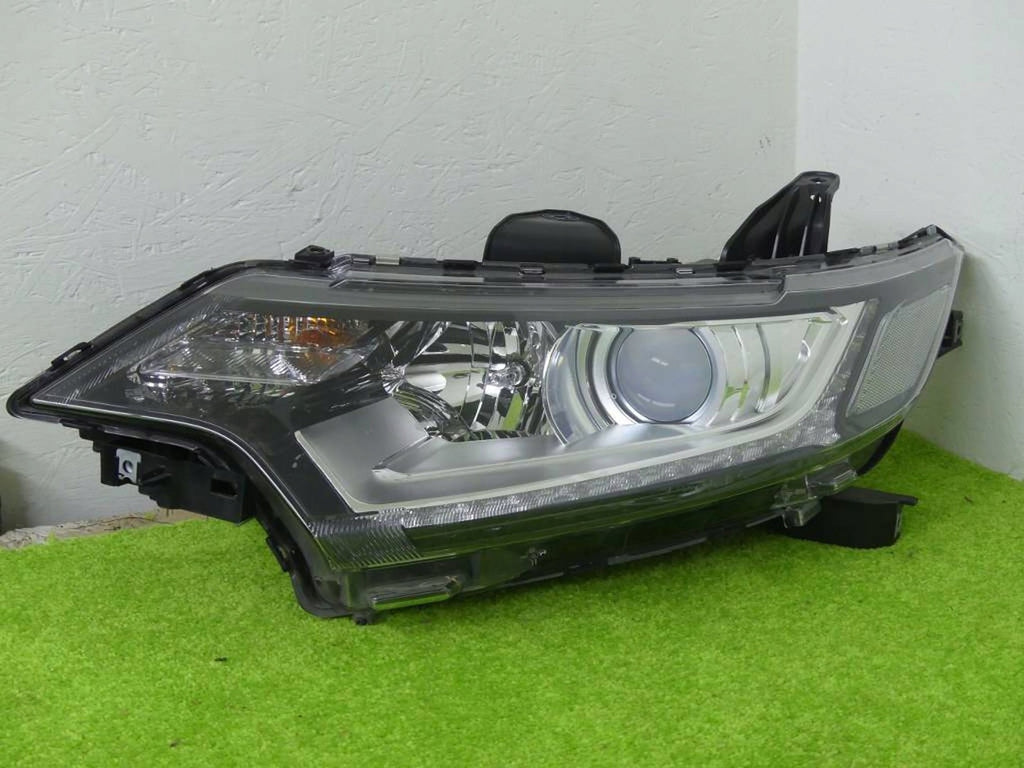 Frontscheinwerfer Mitsubishi Outlander III 8301C8-53 Links Headlight