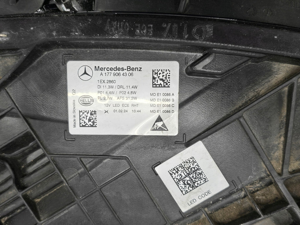 Frontscheinwerfer Mercedes-Benz W177 A1779064306 LED Rechts oder Links SCH6672368771fr