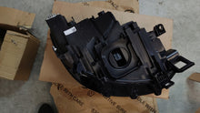 Laden Sie das Bild in den Galerie-Viewer, Frontscheinwerfer VW Id.3 10B941035D Links Scheinwerfer Headlight SCH5235940023ol