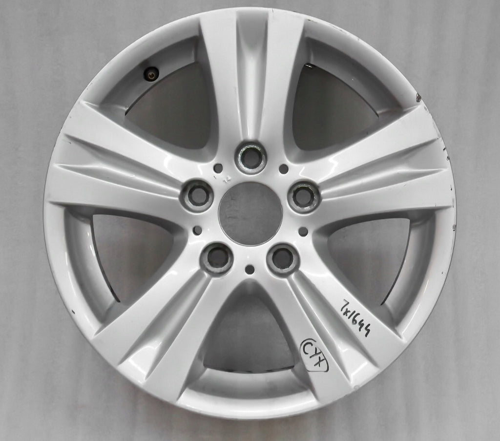 1x Alufelge 16 Zoll 7.0" 5x120 44ET Silber 6779696 BMW 1 E88 E81 E82 E87