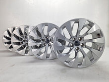 Laden Sie das Bild in den Galerie-Viewer, 4x Alufelge 18 Zoll 8.0" 5x112 26ET Glanz Silber 4K8601025A Audi Rim Wheel FEL2041907107kz