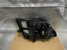 Load image into Gallery viewer, Frontscheinwerfer VW Crafter 7C1941035 LED Links Scheinwerfer Headlight SCH2925594628lu