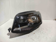 Laden Sie das Bild in den Galerie-Viewer, Frontscheinwerfer VW Caddy II 2K1941015B Ein Stück (Rechts oder Links) Headlight SCH8405162140bm