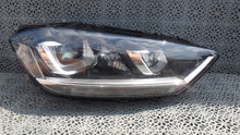 Load image into Gallery viewer, Frontscheinwerfer VW Golf Sportsvan 517941032B Xenon Rechts Headlight SCH8101899771je